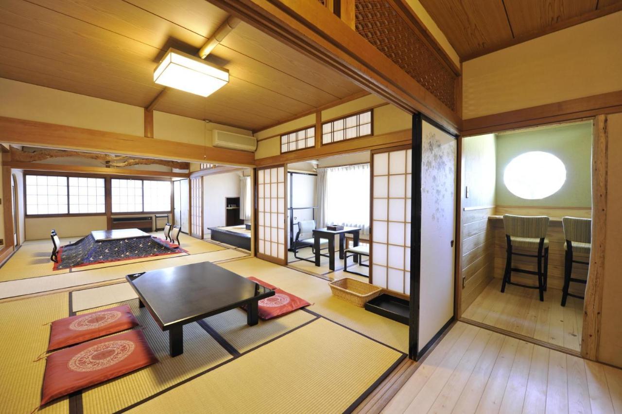 Jinpyokaku Hotel Yamanouchi  Bagian luar foto
