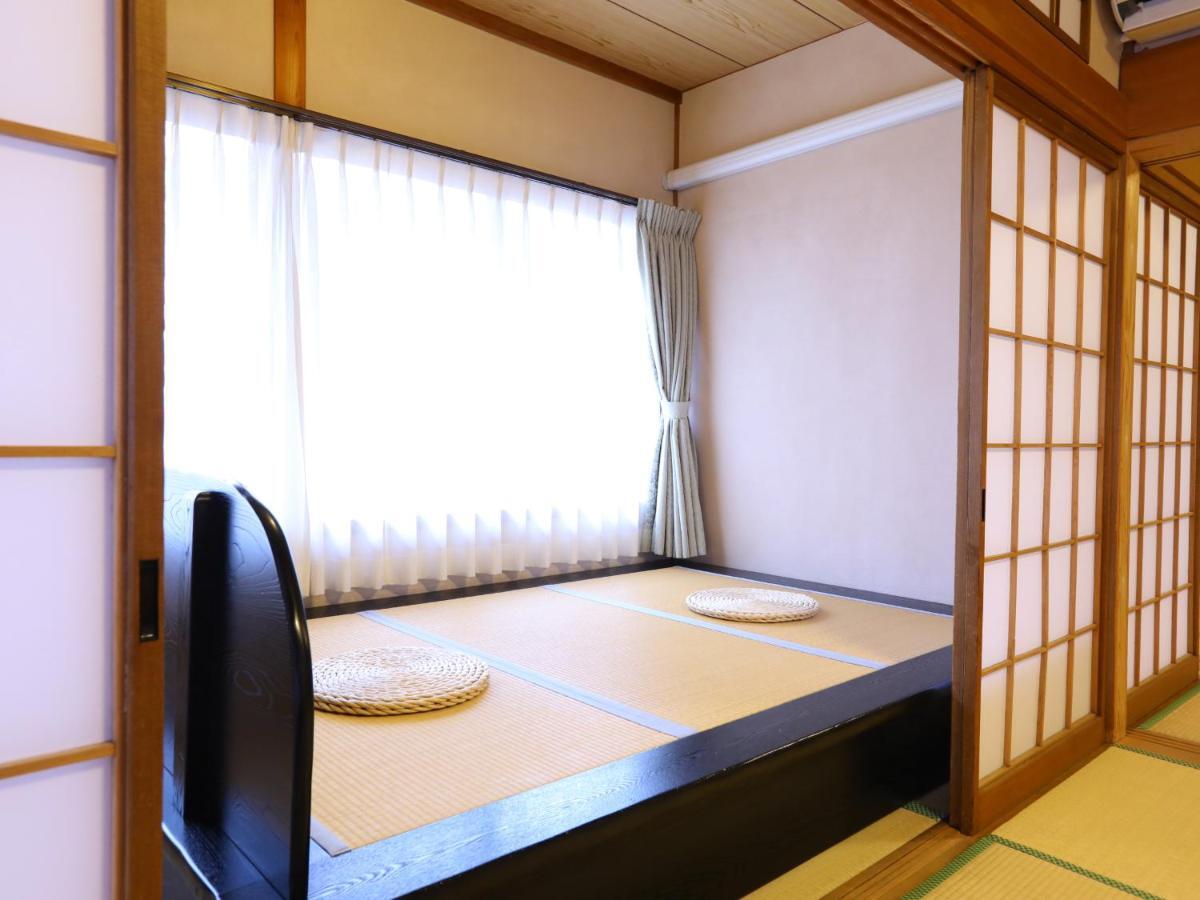 Jinpyokaku Hotel Yamanouchi  Bagian luar foto